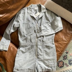 AG seersucker romper shorts, zip up